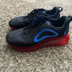 Nike Air Max 720s. size 11